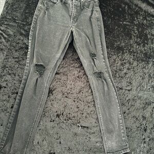 Old Navy Women's Black Distressed Skinny Jeans
